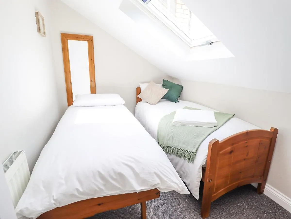 The Cottage 16 Northside Patrington